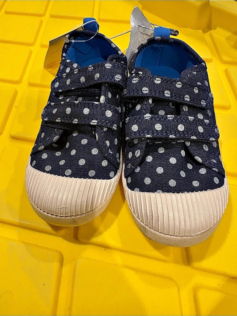 Cat & Jack Polka Dot Sneakers Blue & White US 11